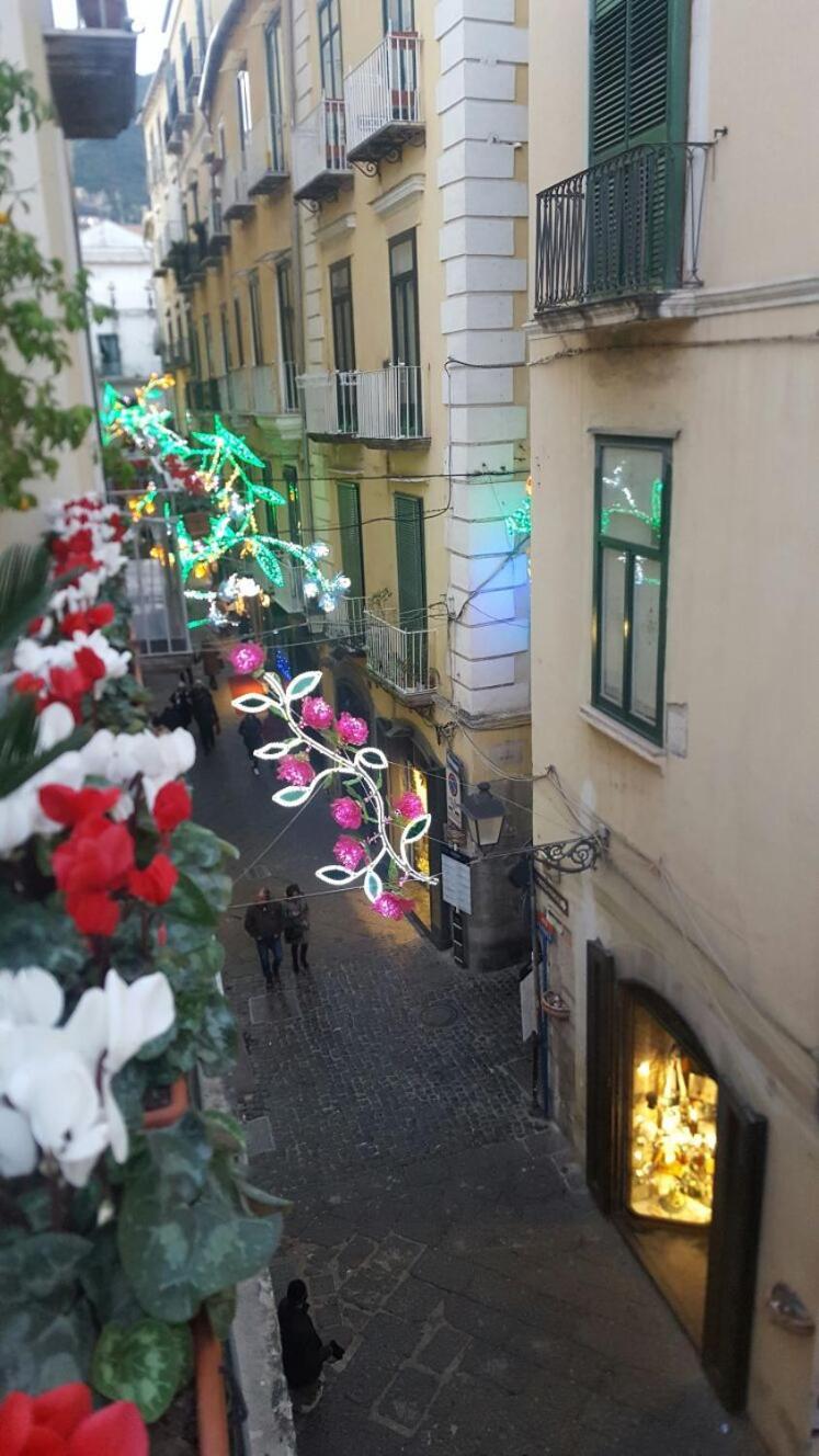 Boutique Apartment Al Duomo Salerno Exterior foto